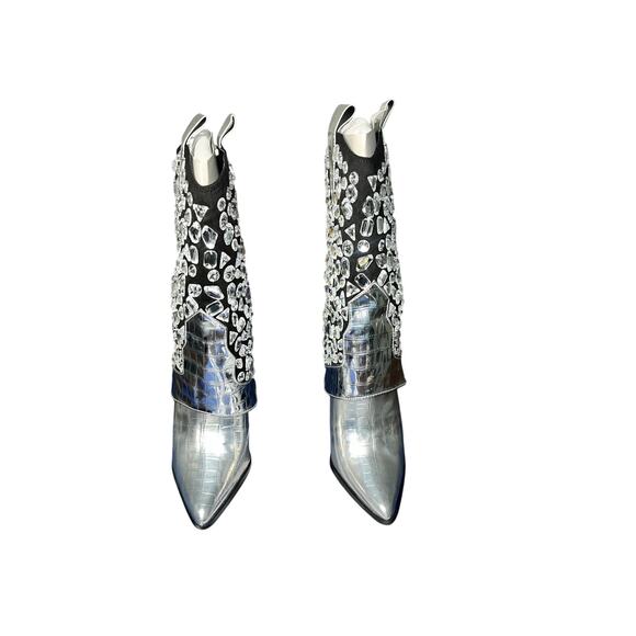 NWT Lauren Lorraine Hana Silver Rhinestone Cowboy Boots - Size 6.5 - Picture 1 of 3